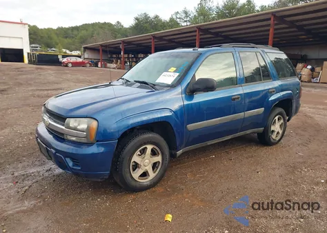 2005 Chevrolet Trailblazer Ls z USA, uszkodzony, nr VIN 1GNDS13S152176511